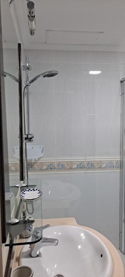 Centrico Apartamento, Playa Cercana, Plaza Garaje Кангас Екстер'єр фото